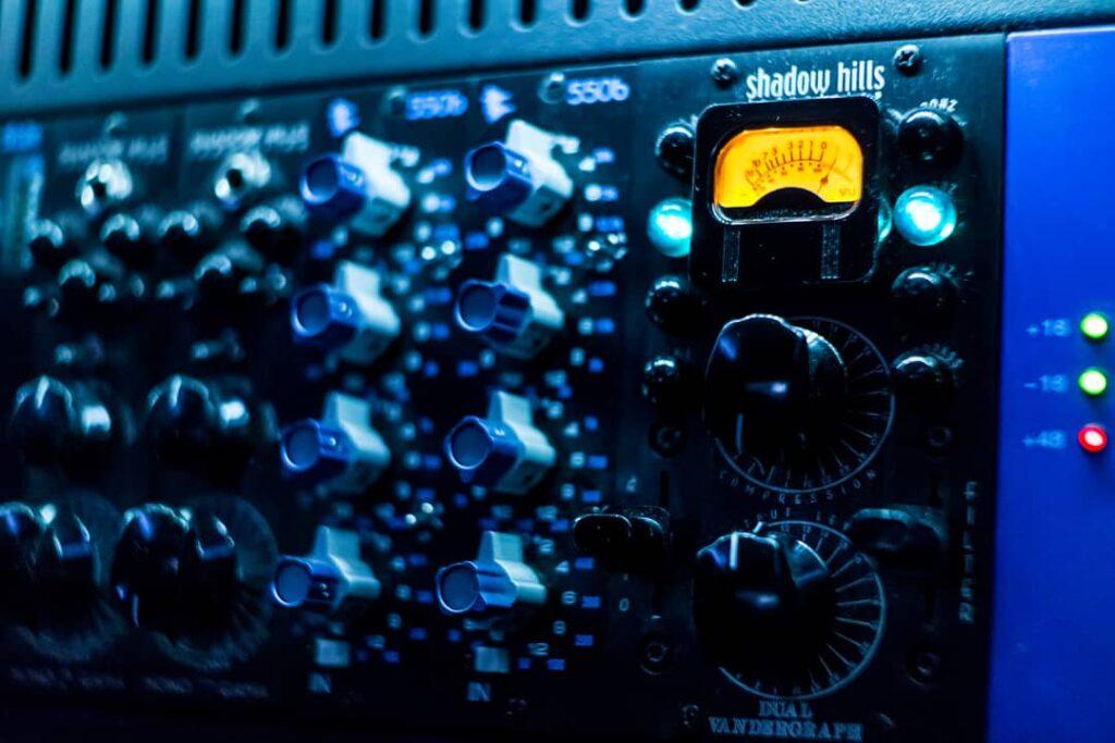 How to professionally master a song step by step? Major Mixing