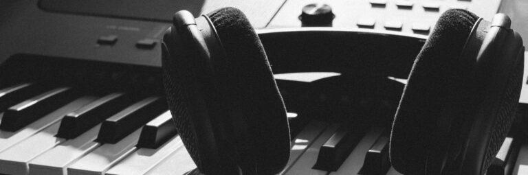 Mixing with headphones